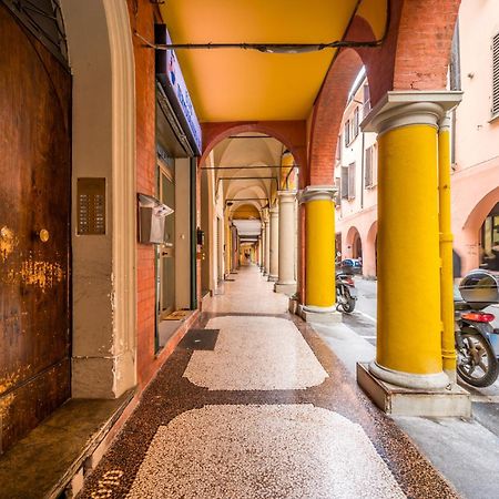 Broccaindosso Wood Apartments 5* Bologna Bagian luar foto