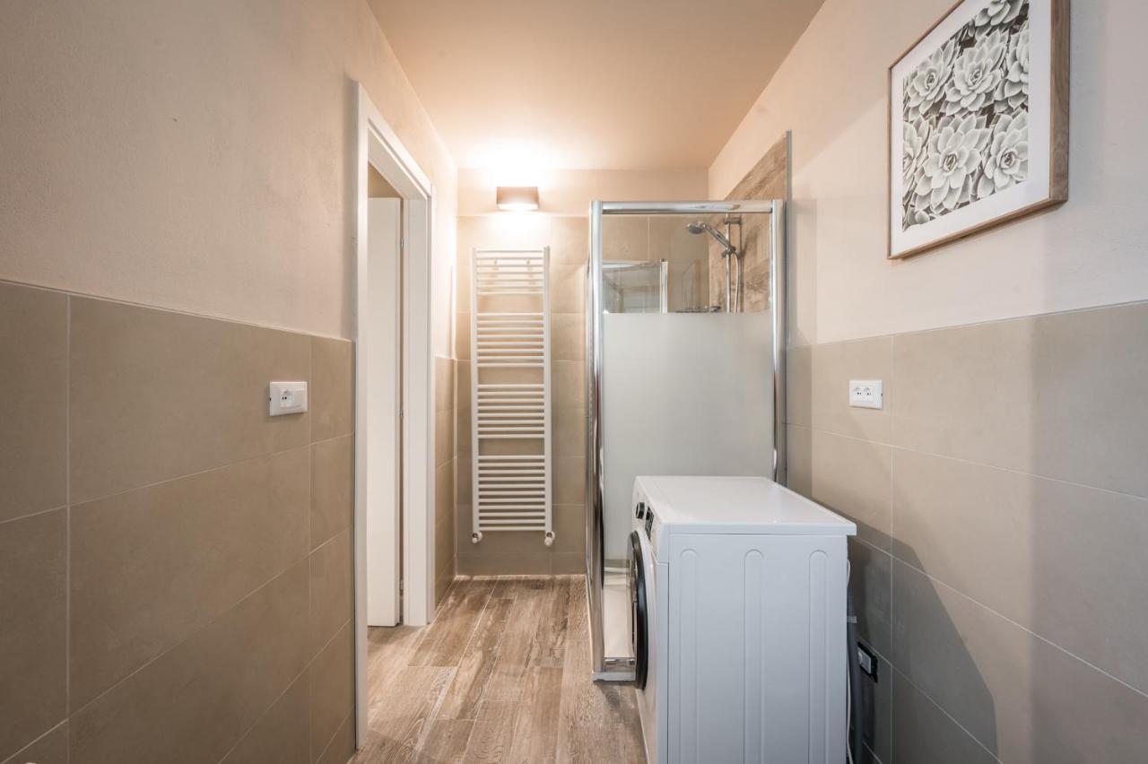 Broccaindosso Wood Apartments 5* Bologna Bagian luar foto