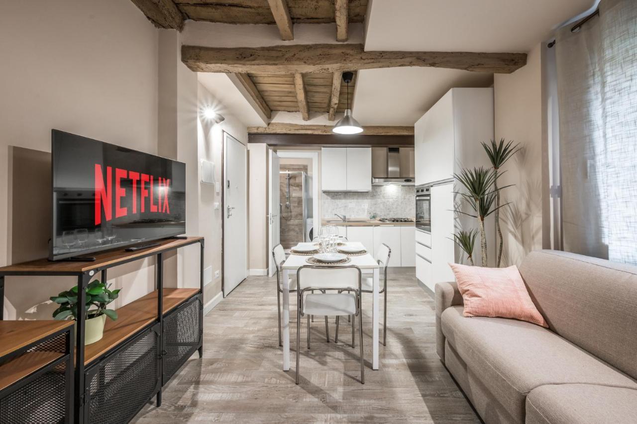 Broccaindosso Wood Apartments 5* Bologna Bagian luar foto