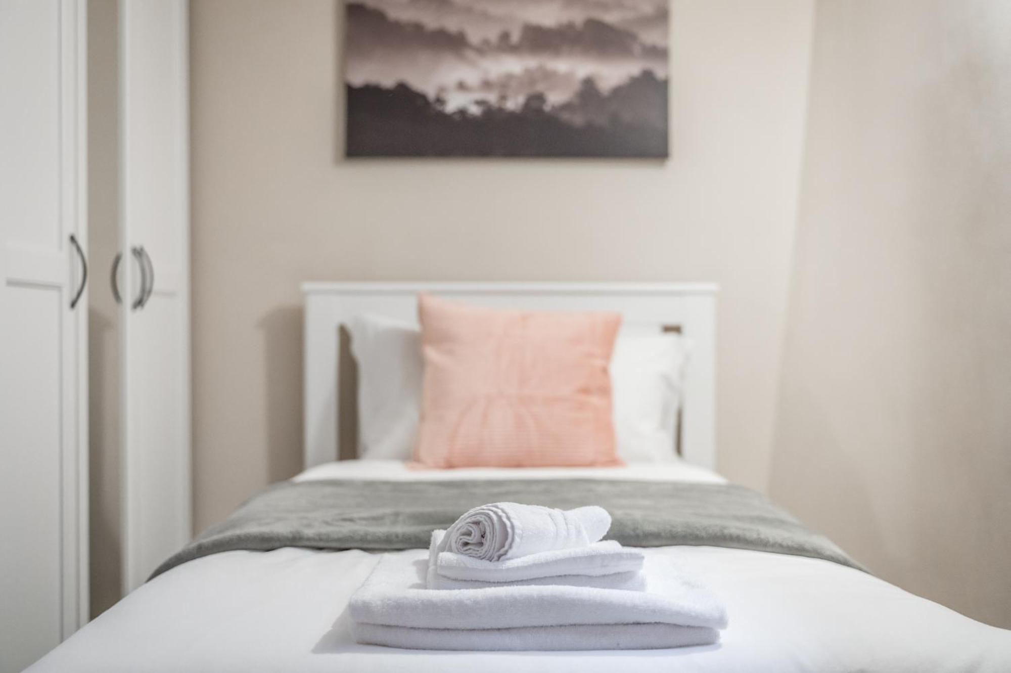 Broccaindosso Wood Apartments 5* Bologna Bagian luar foto